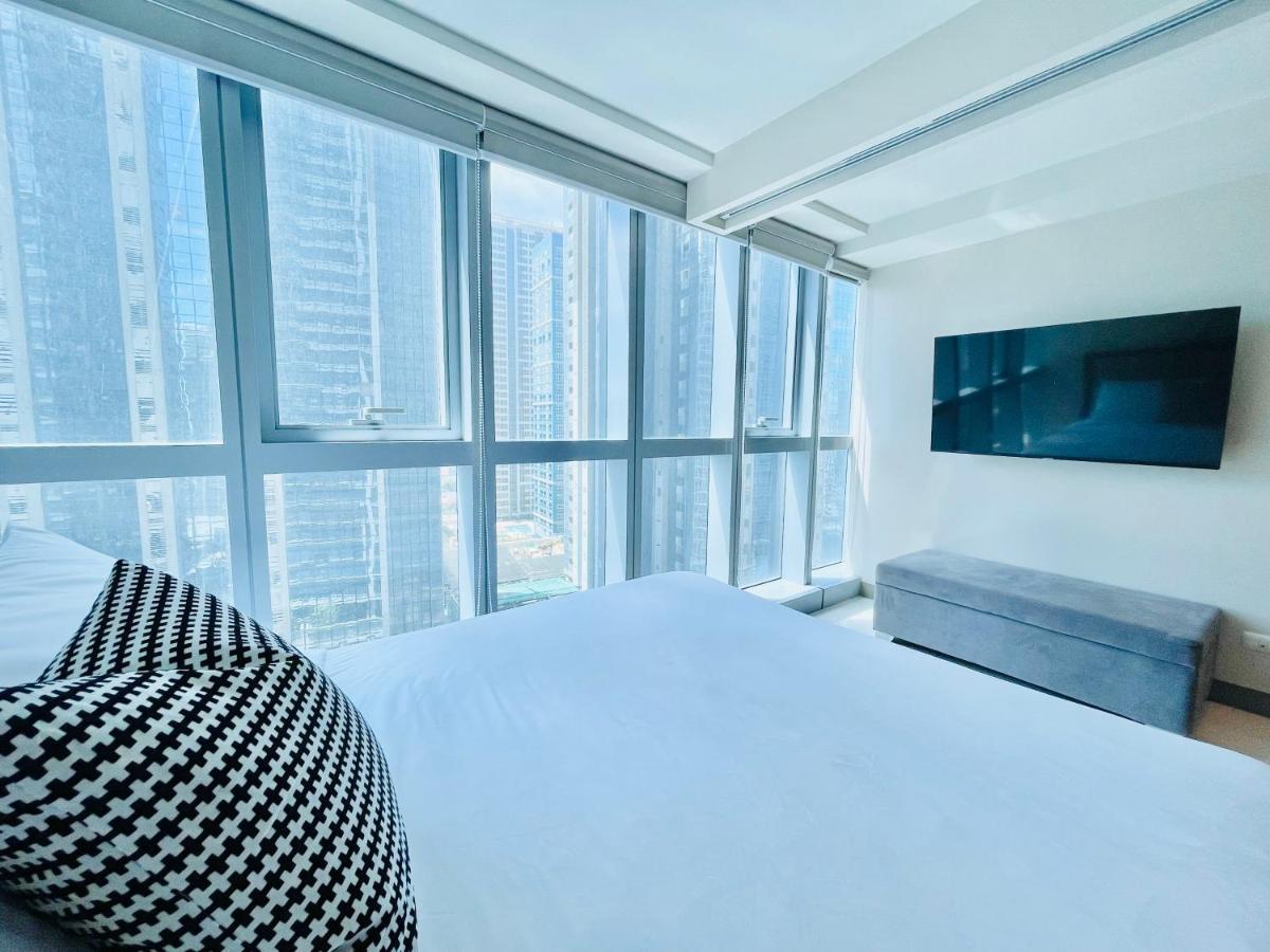 Uptown Parksuites Bgc Taguig Extérieur photo