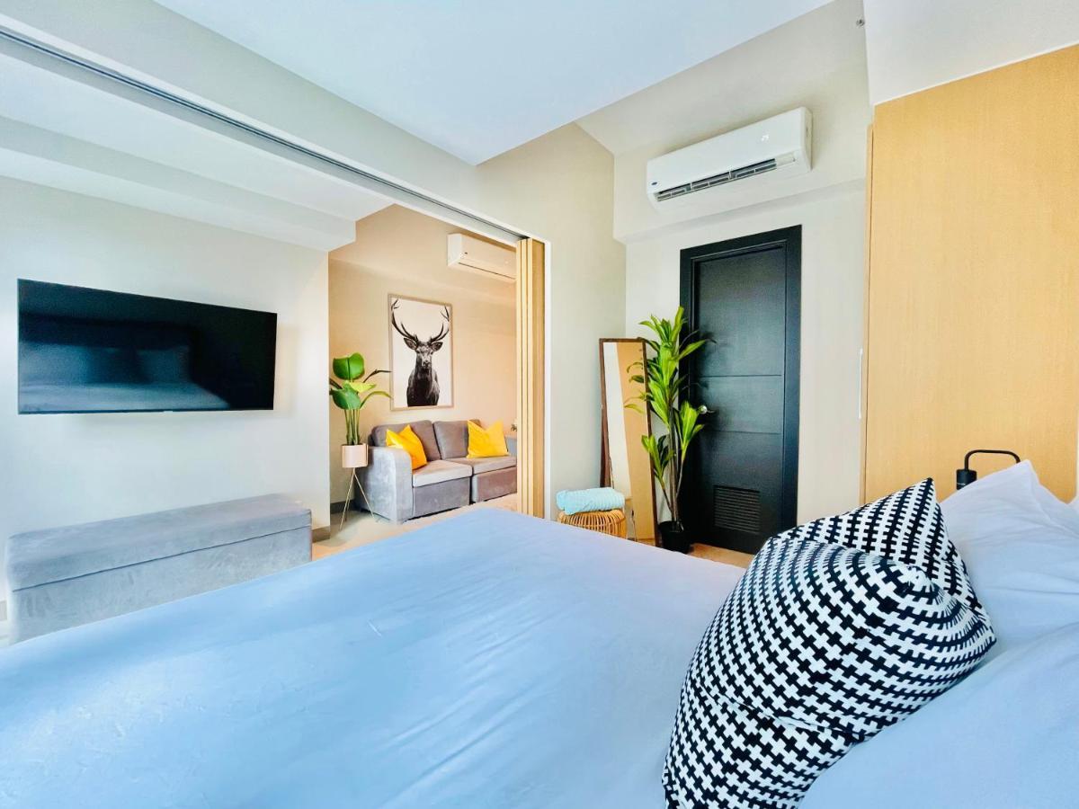 Uptown Parksuites Bgc Taguig Extérieur photo