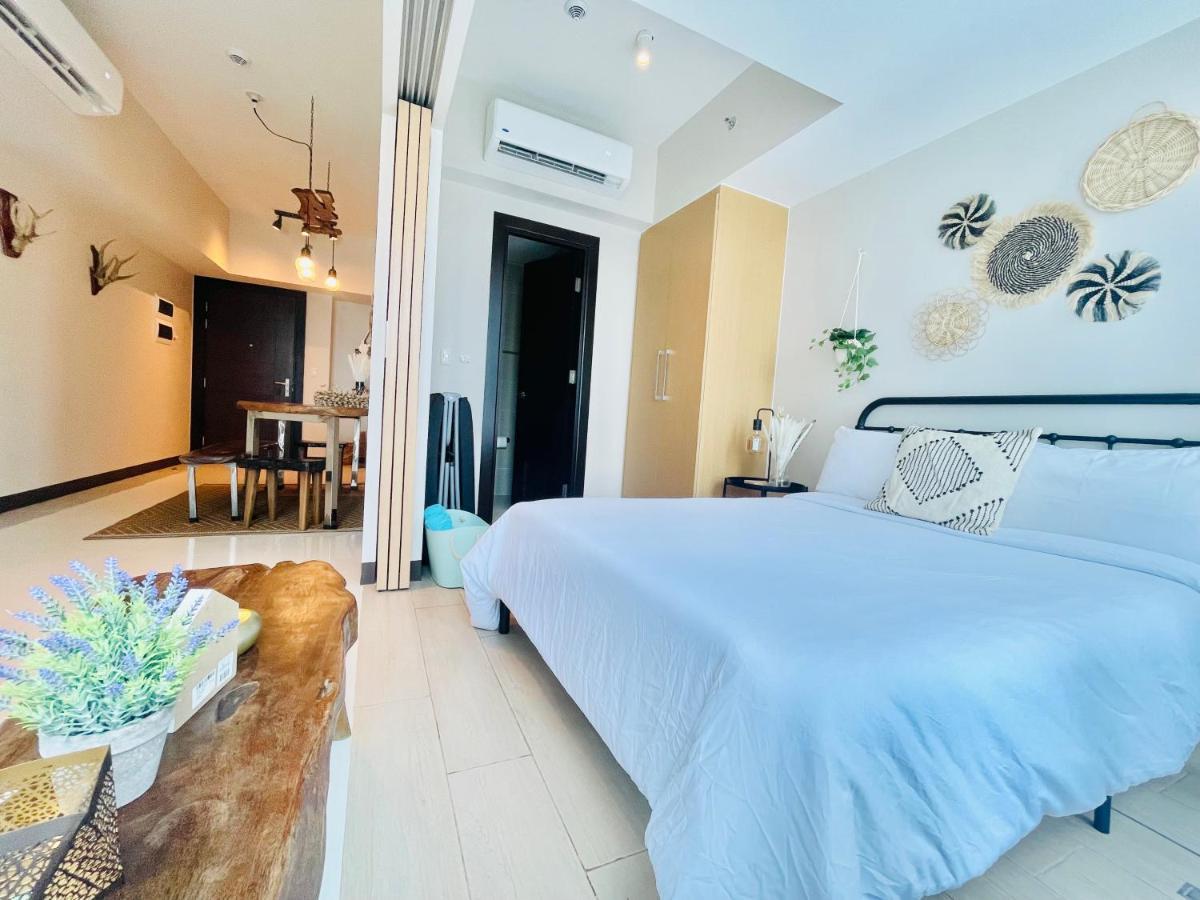 Uptown Parksuites Bgc Taguig Extérieur photo