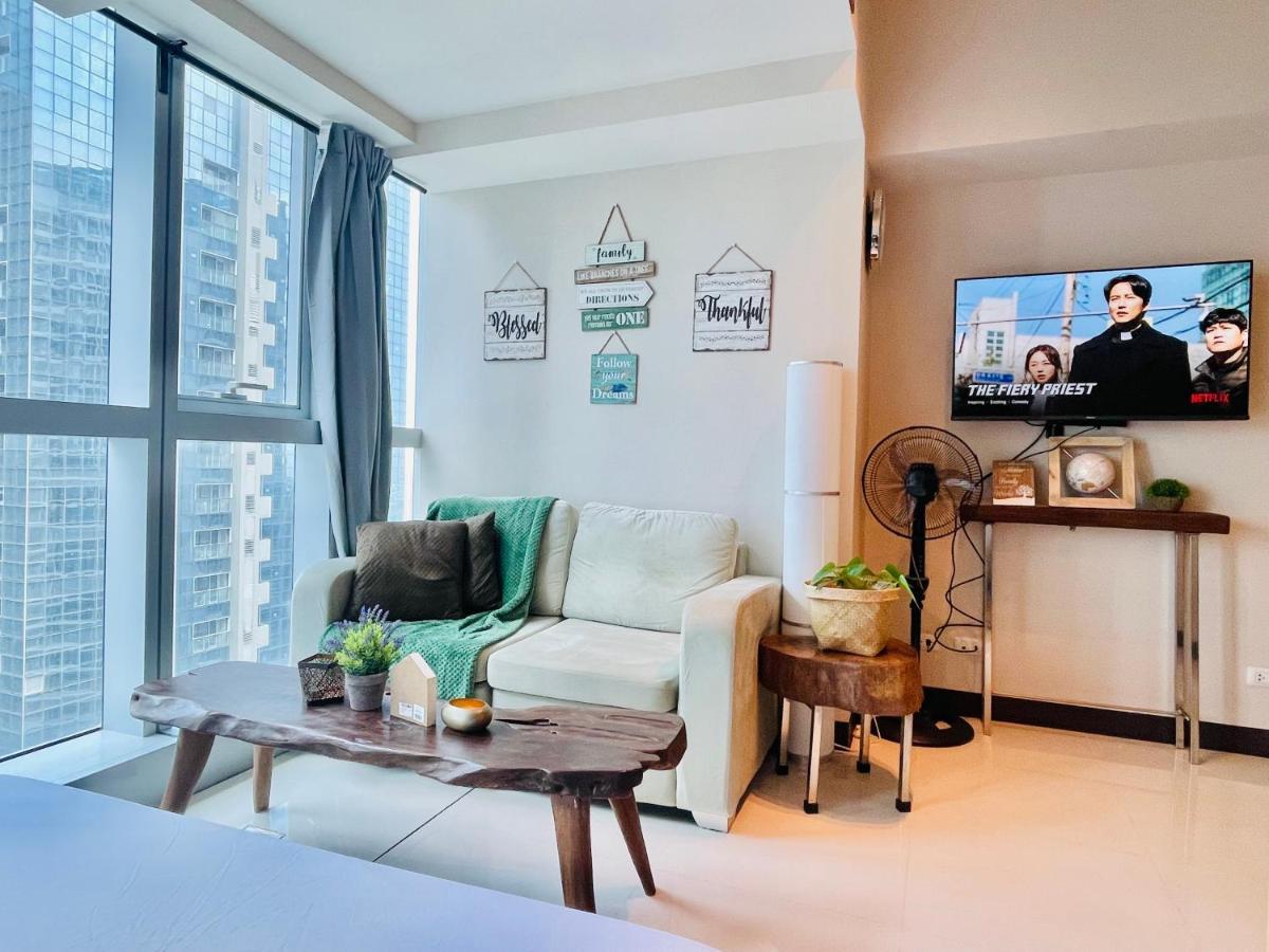 Uptown Parksuites Bgc Taguig Extérieur photo
