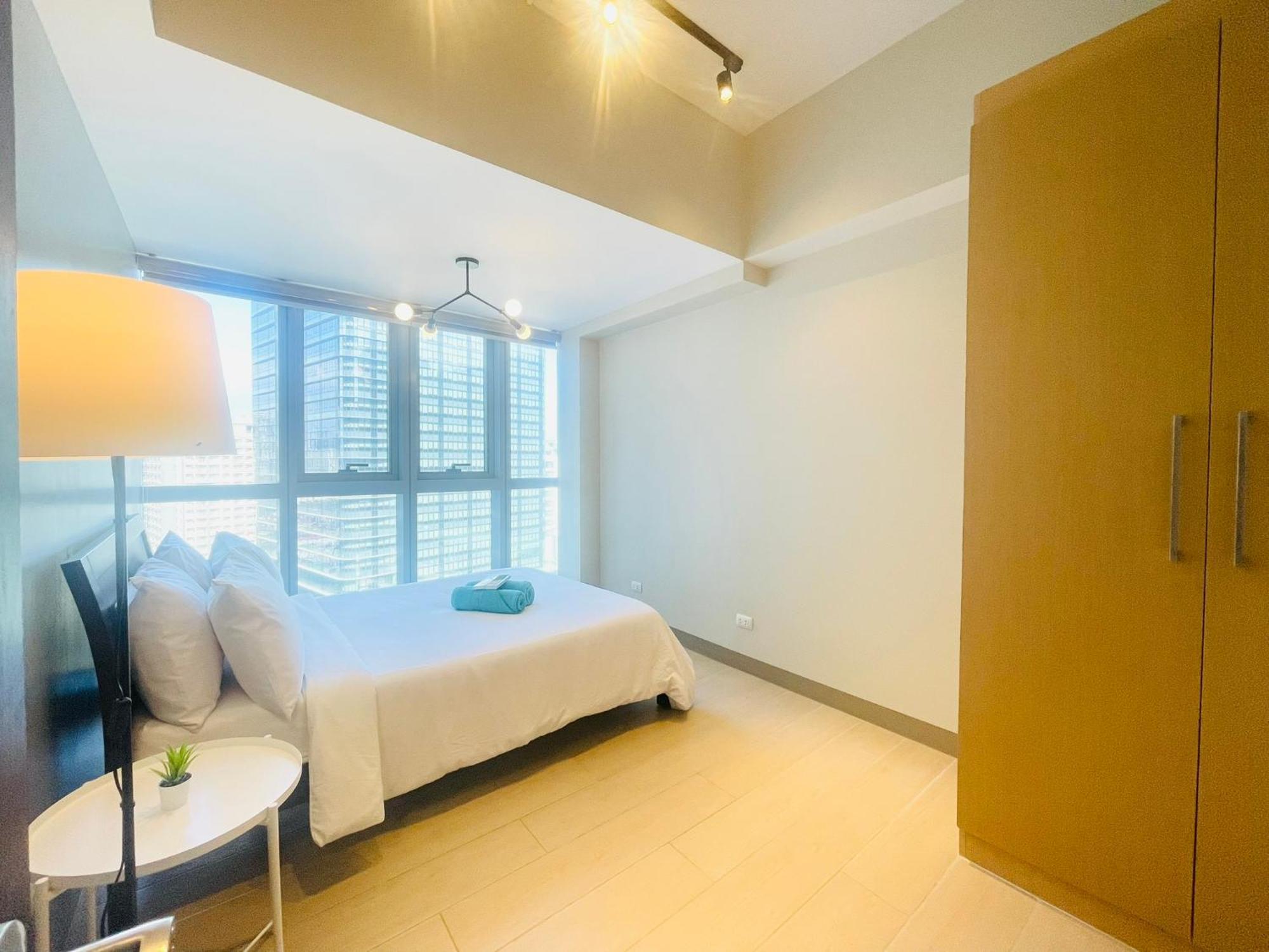 Uptown Parksuites Bgc Taguig Extérieur photo