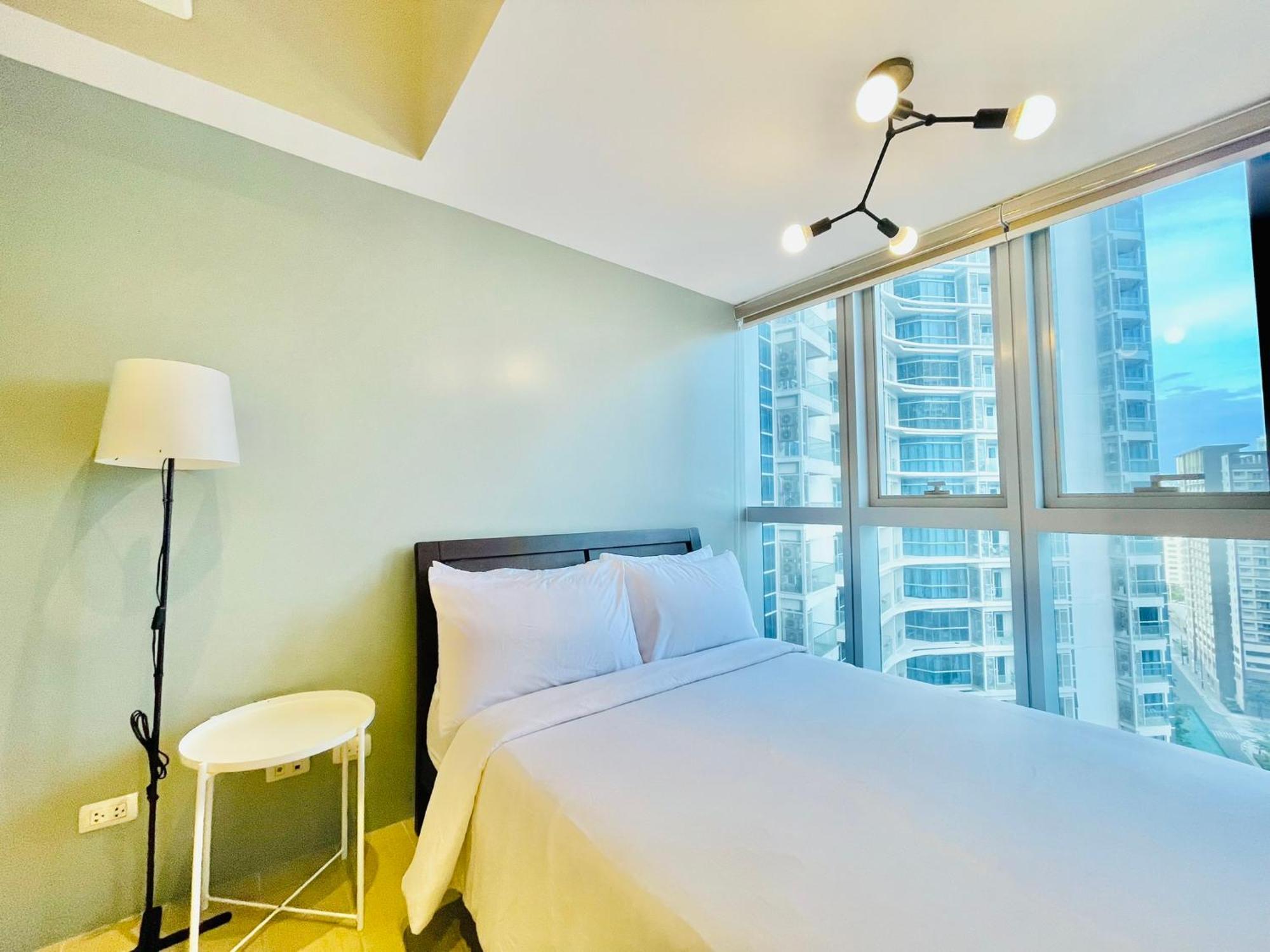 Uptown Parksuites Bgc Taguig Extérieur photo