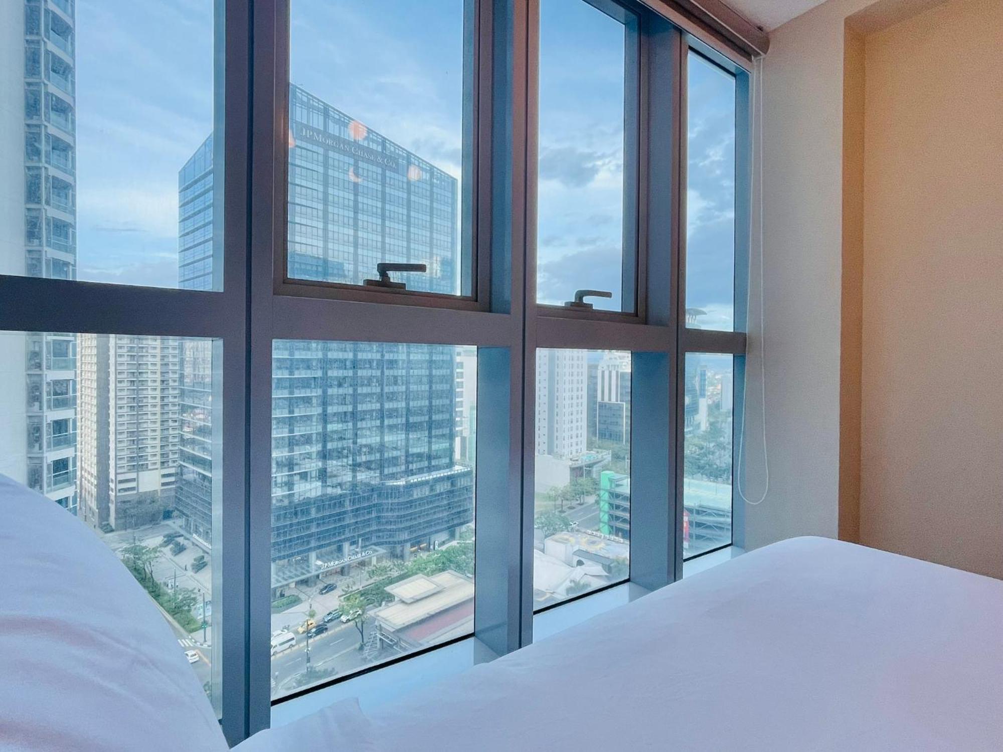 Uptown Parksuites Bgc Taguig Extérieur photo